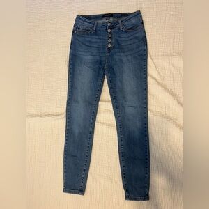 Judy Blue Jeans skinny cut, size 9/29.  Button fly